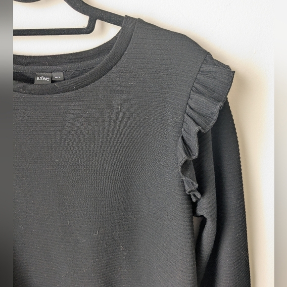 Icone by Simons Black ribbed ruffle shoulder sweater - sz L - Picture 3 of 6